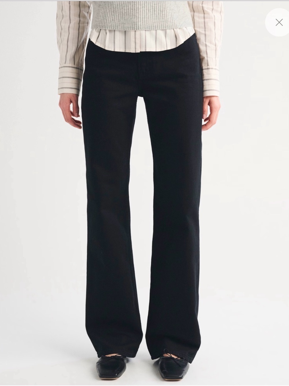 Abercrombie & Fitch High Rise 90s Relaxed Jean in Black 27 SHORT/PETITE